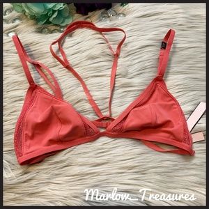 Victoria's Secret Sexy Triangle Lace Bralette XS